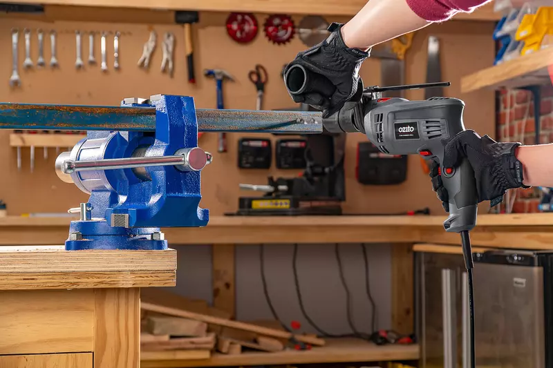 HDR 7113 Impact Drill