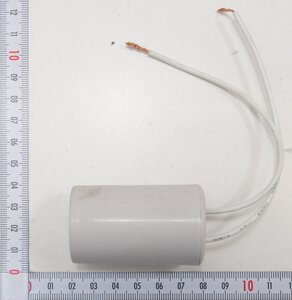 Capacitor