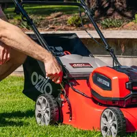 ozito-cordless-lawn-mower-3001045-detail_image-102