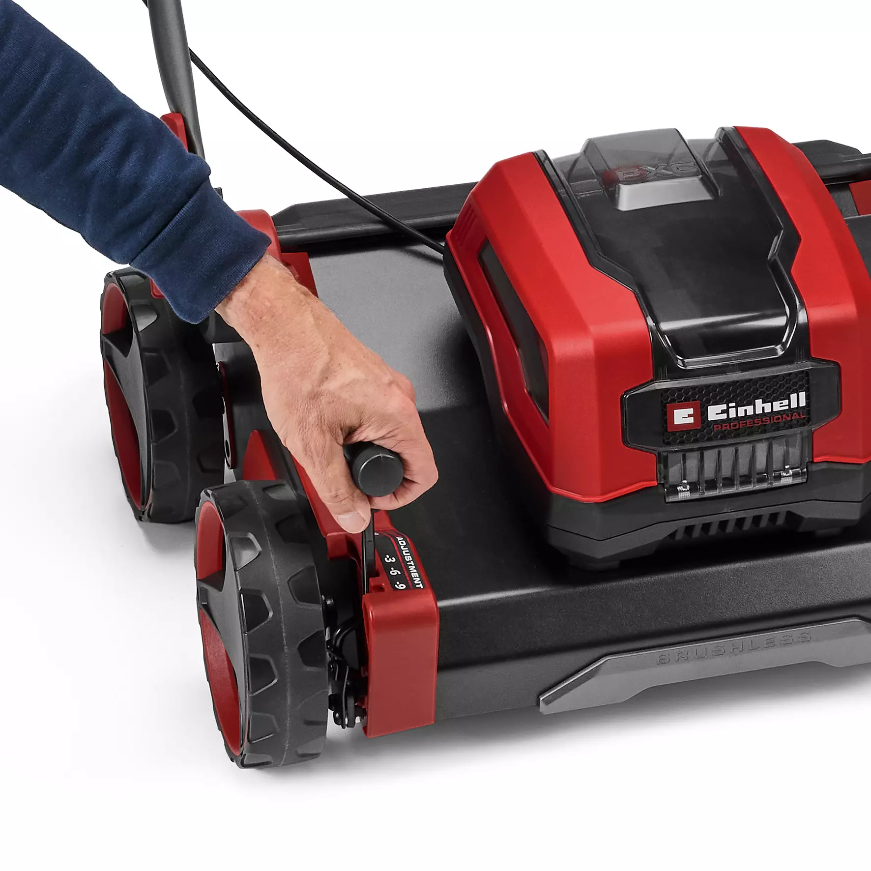 einhell-professional-cordless-scarifier-aerator-3420615-detail_image-004