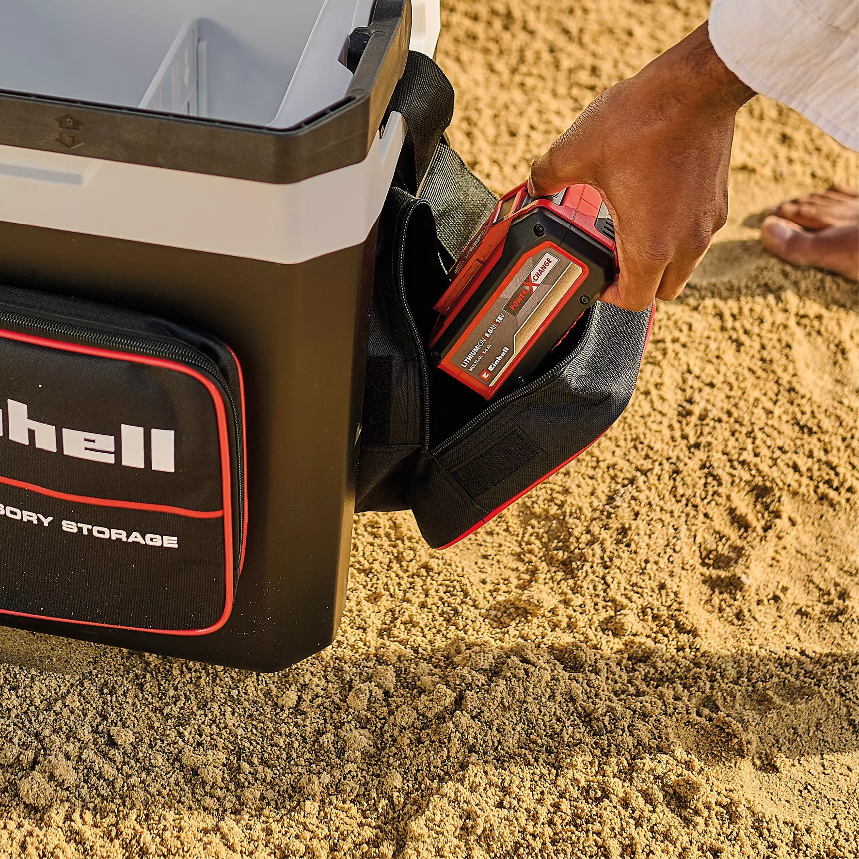 einhell-expert-battery-powered-cool-box-2048420-detail_image-001