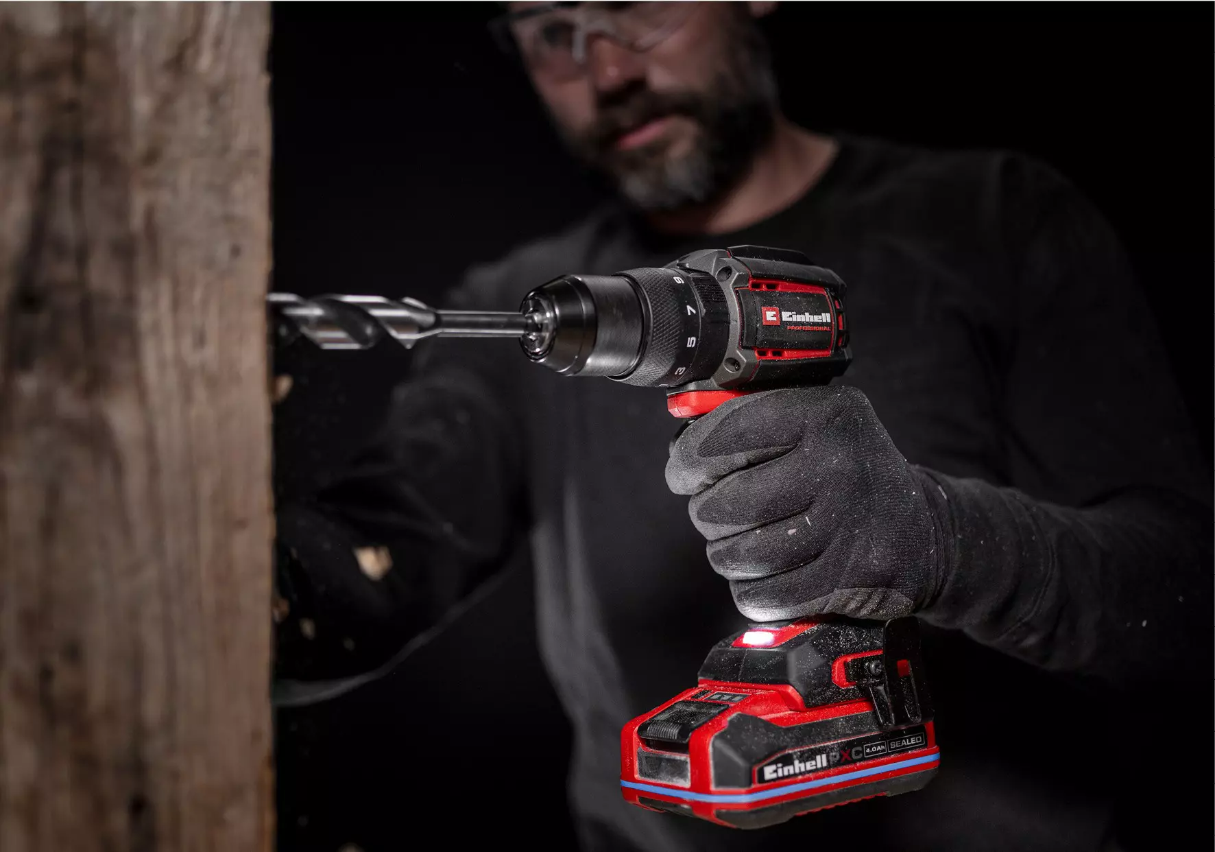 einhell-professional-cordless-impact-drill-4514340-example_usage-001