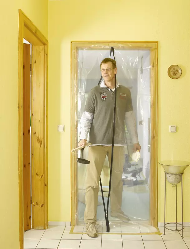 kwb-promo-dust-protection-door-49989919-example_usage-202