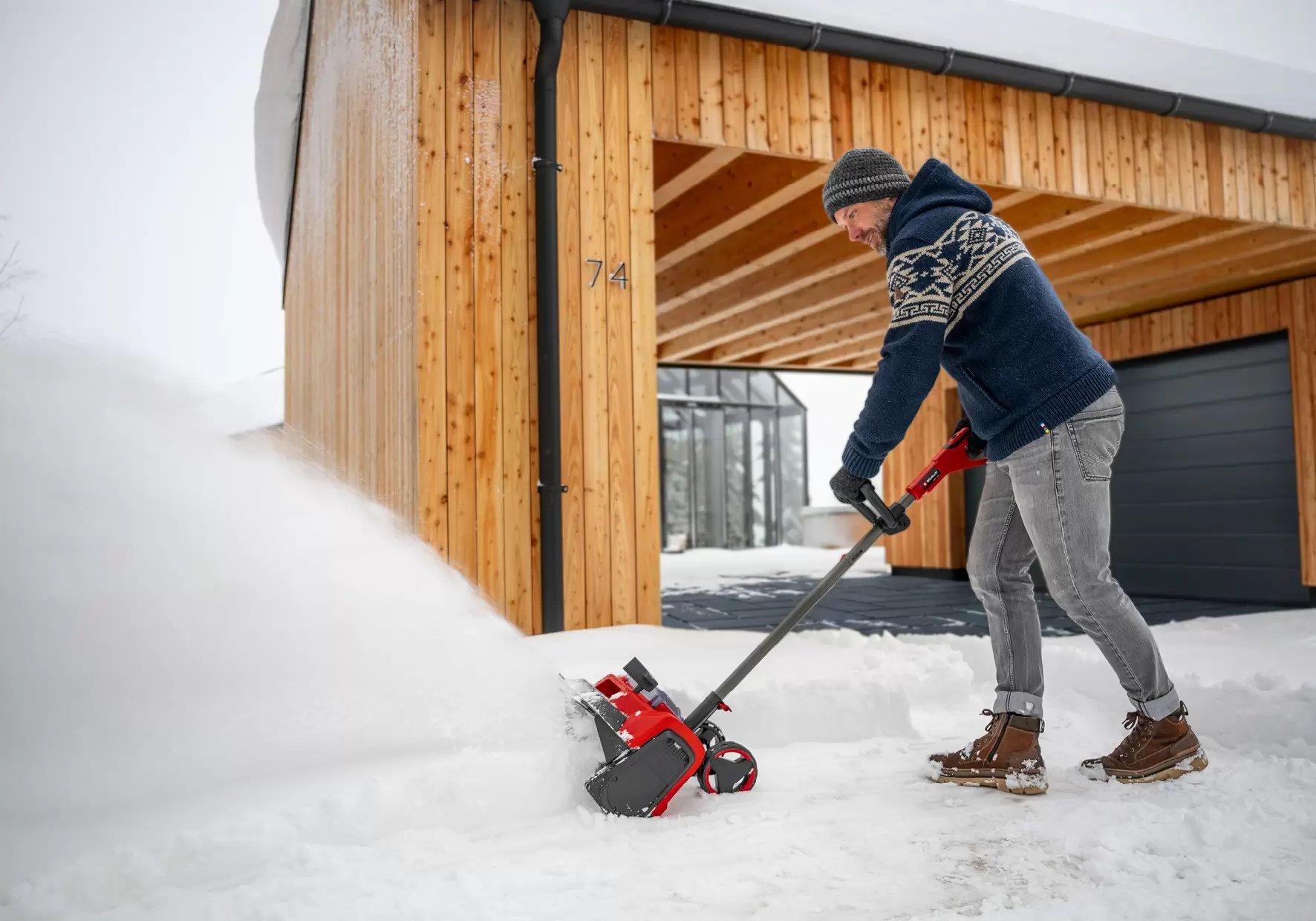 einhell-expert-cordless-snow-thrower-3417035-example_usage-001