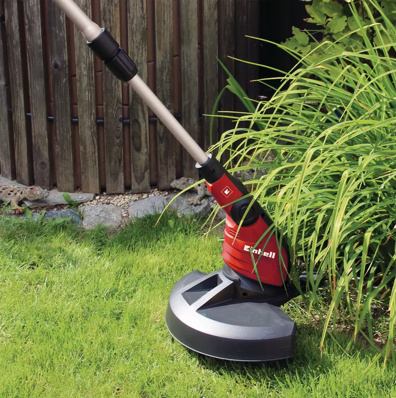 einhell-classic-electric-lawn-trimmer-3402023-example_usage-001