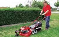 einhell-classic-petrol-lawn-mower-3404390-example_usage-001