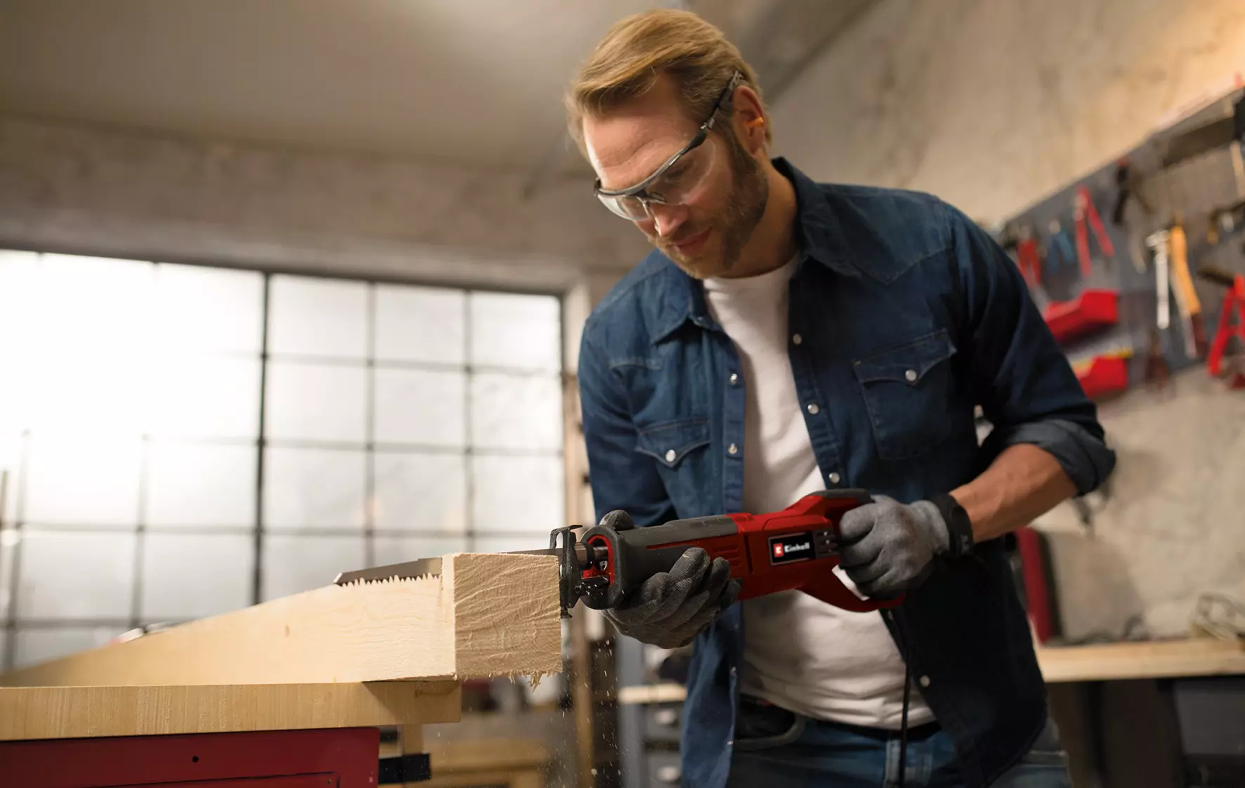 einhell-expert-all-purpose-saw-4326170-example_usage-001