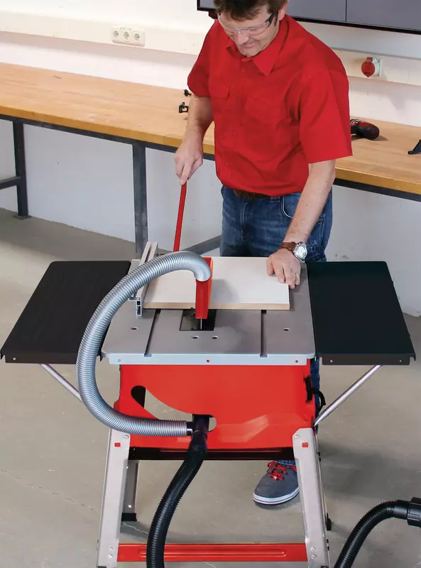 einhell-classic-table-saw-4340544-example_usage-001