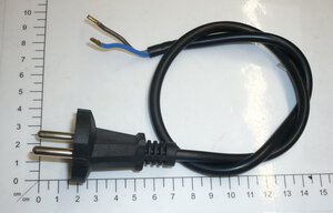 Netzleitung mit Stecker