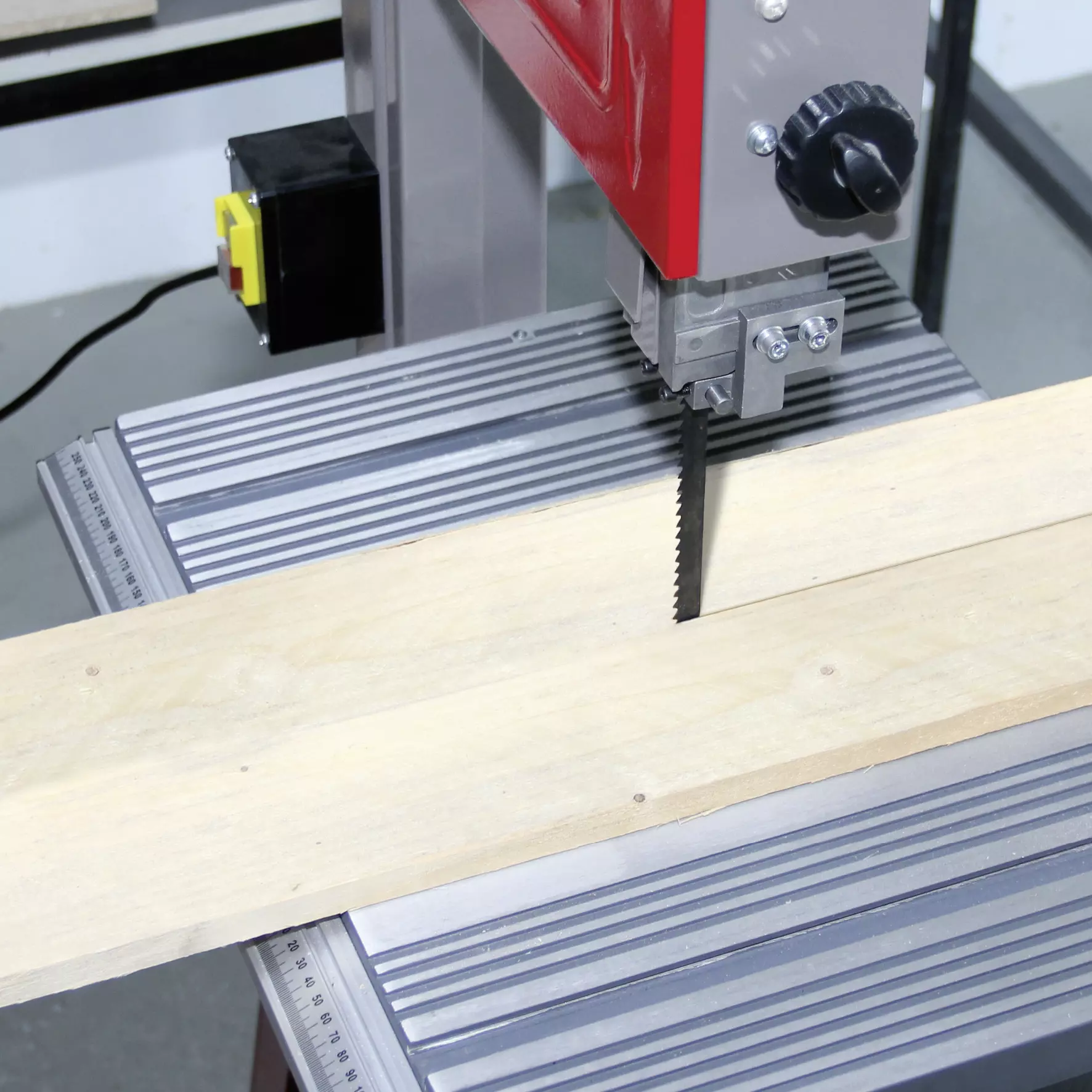 kwb-by-einhell-band-saw-blades-49081509-example_usage-201