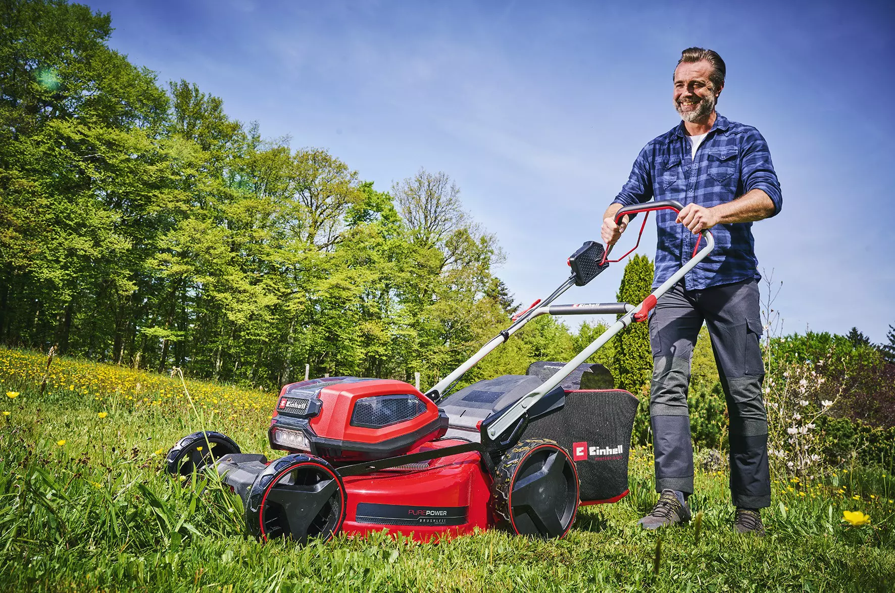 einhell-professional-cordless-lawn-mower-3413322-example_usage-001