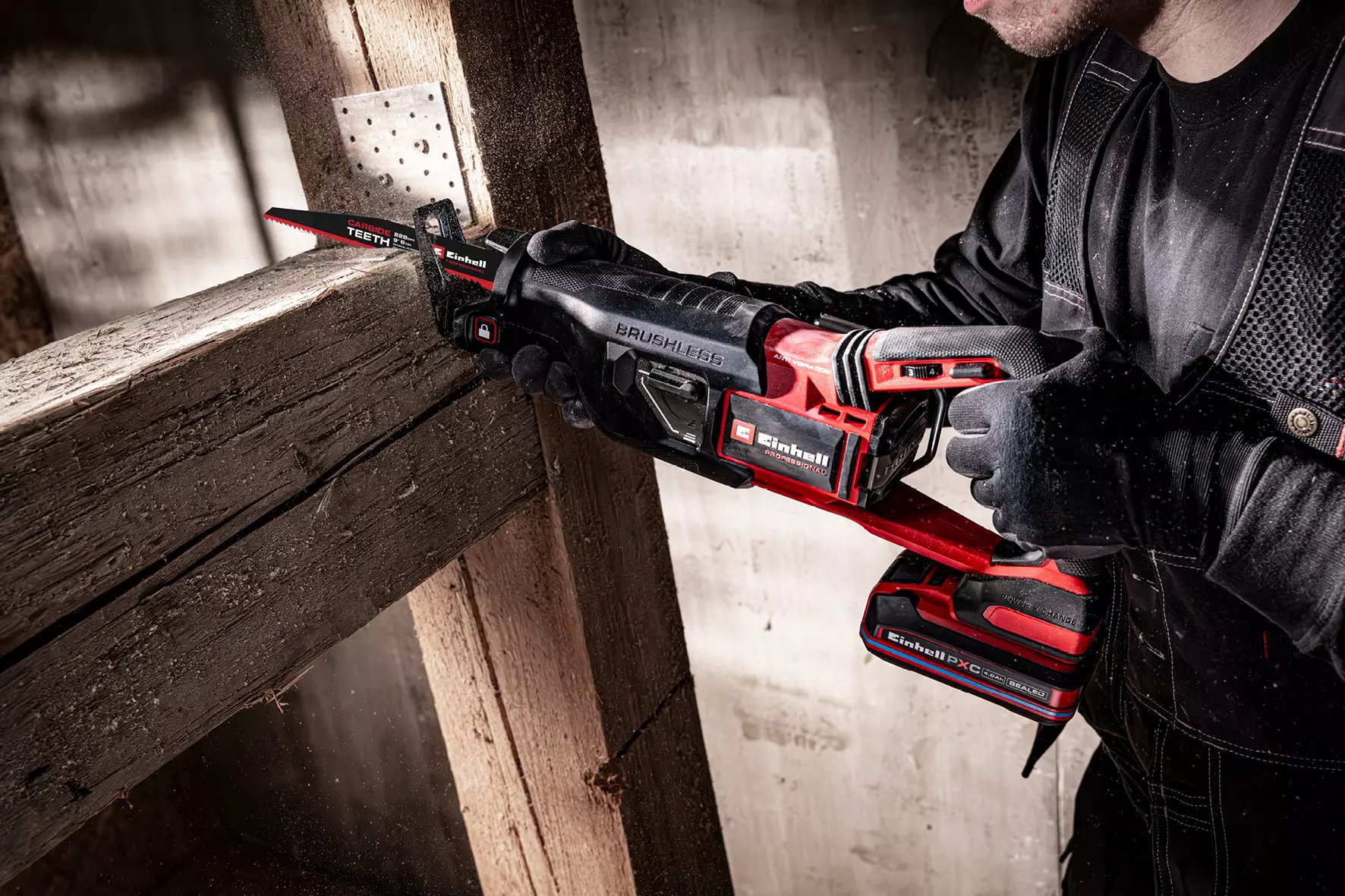 einhell-professional-cordless-all-purpose-saw-4326298-example_usage-001