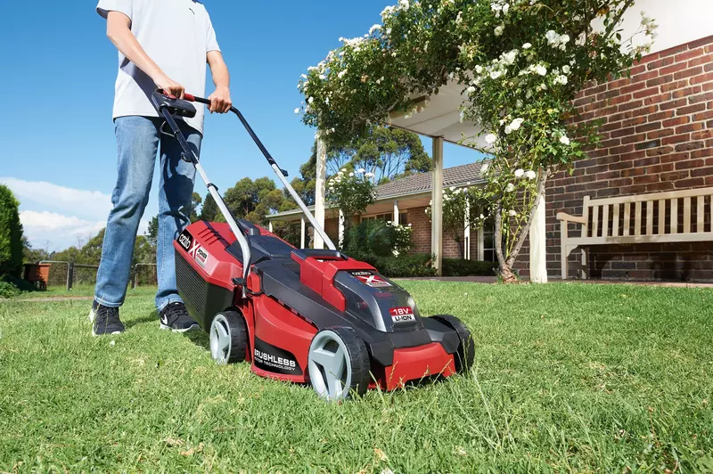 Ozito battery operated lawn mower sale