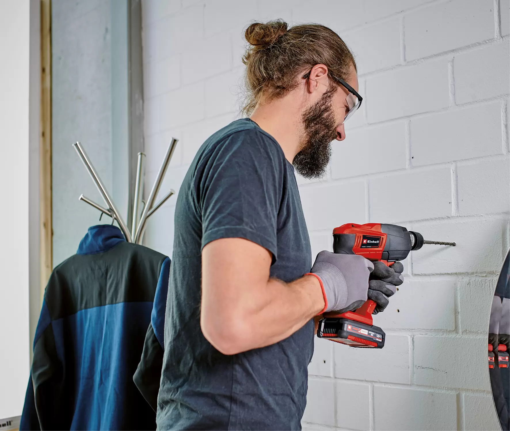 einhell-expert-cordless-rotary-hammer-4513812-example_usage-001