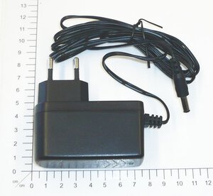 Ladegerät 230V