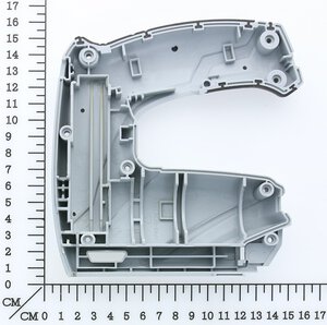 Right casing