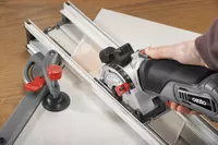 ozito-mini-circular-saw-4330882-example_usage-102