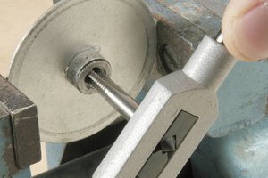 Einschnitt-Gewindebohrer, M4