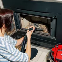 ozito-cordless-ash-vac-3001230-example_usage-104