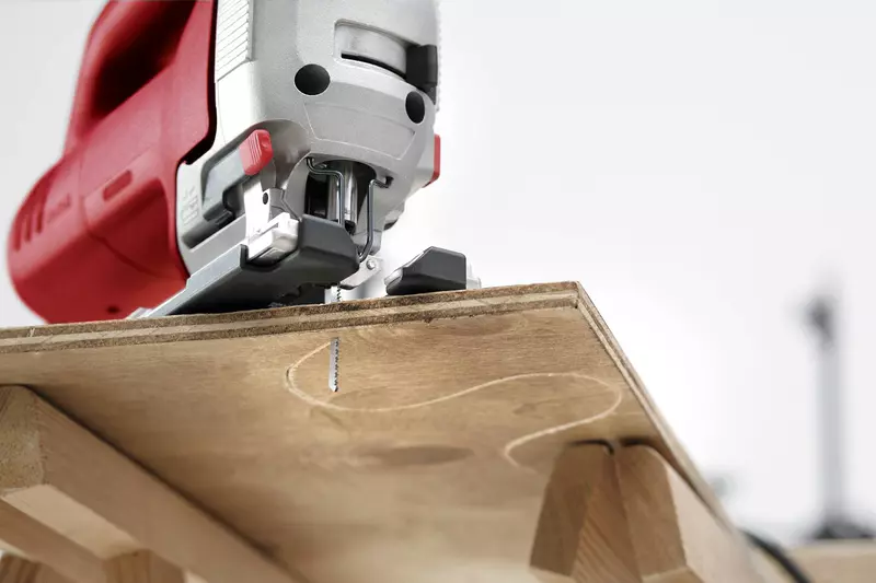 kwb-diy-jigsaw-blades-49625620-example_usage-204
