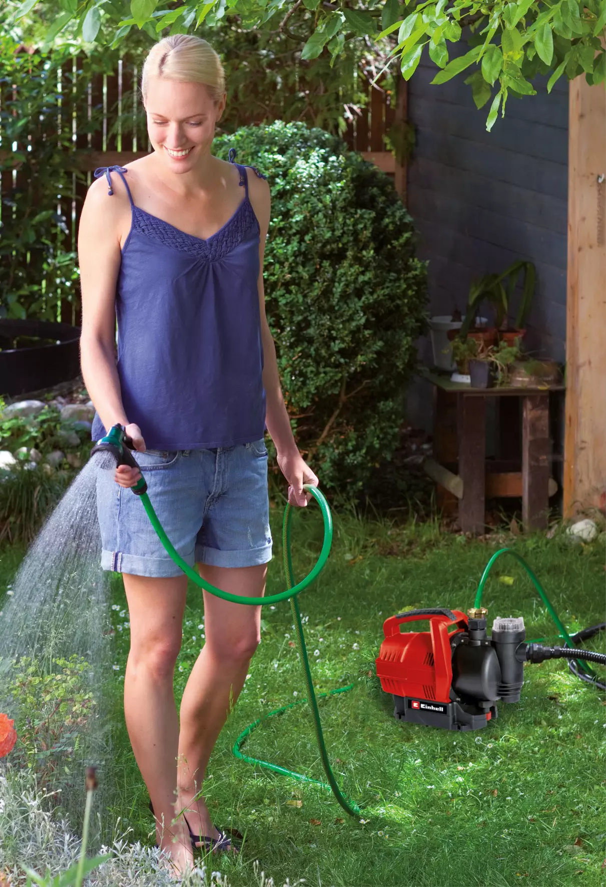 einhell-classic-auto-home-garden-water-pump-4176733-example_usage-001