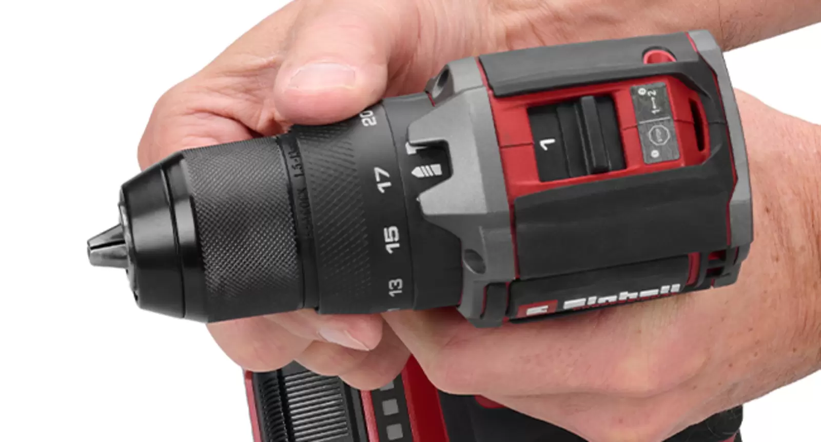 A hand turns the torque setting ring on the Einhell Professional Cordless Impact Drill Driver TP-CDD 18/501-C Li-i +70 (3Ah); “13”, “15”, “17”, “20” and “1” are visible.