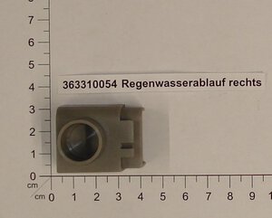 Regenwasserablauf rechts 