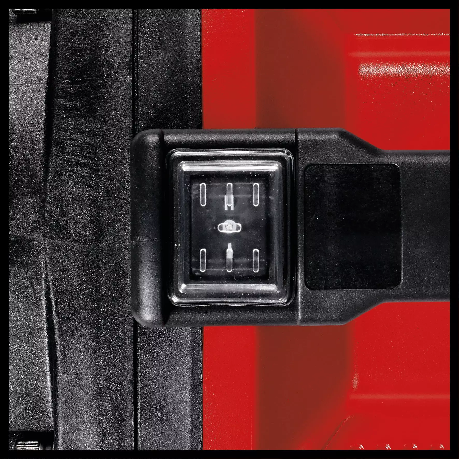 einhell-expert-cordless-garden-pump-4180401-detail_image-001