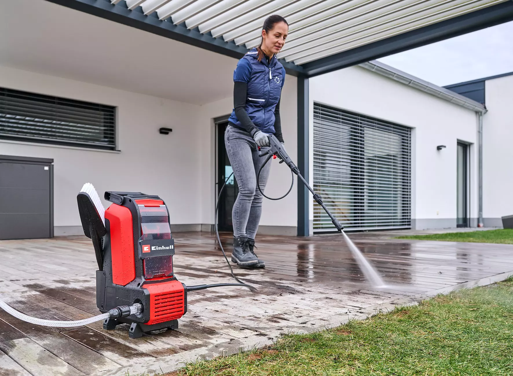 einhell-expert-cordless-high-pressure-cleaner-4140161-example_usage-001