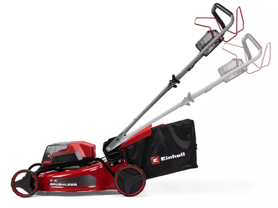 O Einhell corta-relva a bateria GC-CM 36/51 S Li BL (2x5,2Ah) visto lateralmente com forquilha de direção ajustável em altura e cesto de recolha.