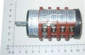 voltage throw-over switch