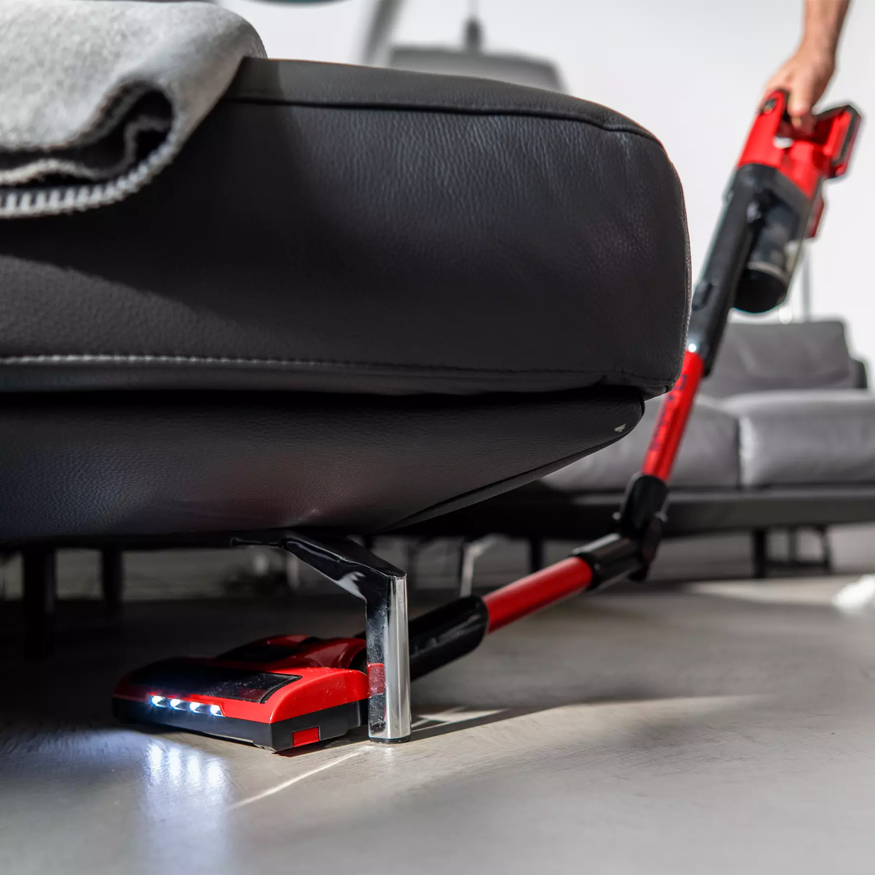 einhell-expert-cordless-handstick-vacuum-cleaner-2347189-detail_image-004