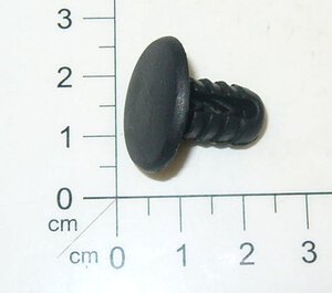 PLASTIC PLUG