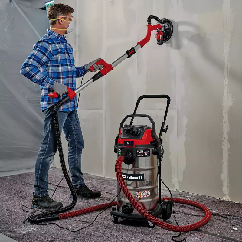 einhell-expert-wet-dry-vacuum-cleaner-elect-2347445-example_usage-001