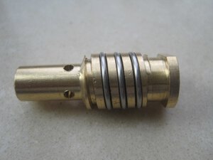 Düsenstock mit Feder