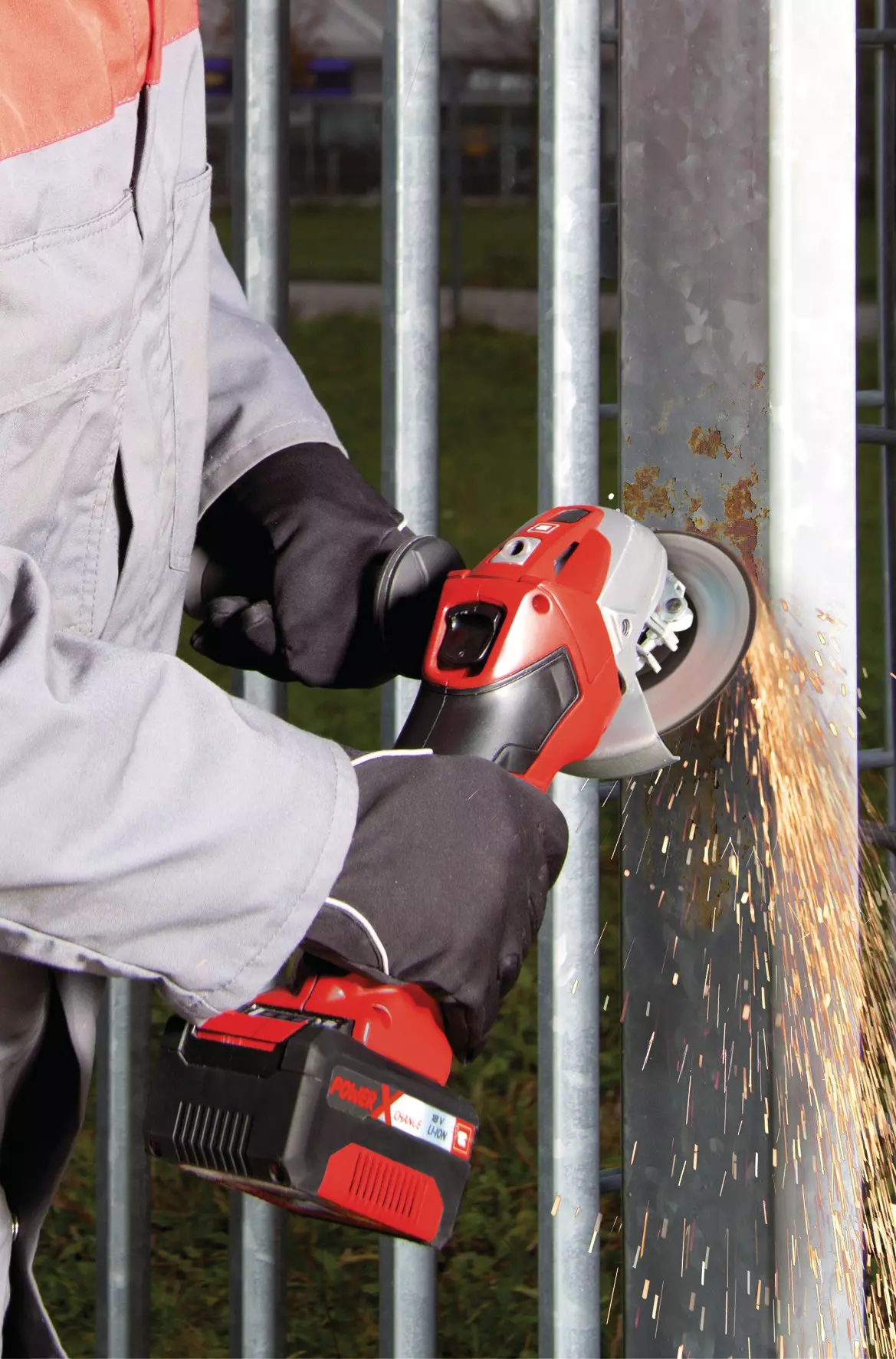 einhell-expert-cordless-angle-grinder-4431113-example_usage-001