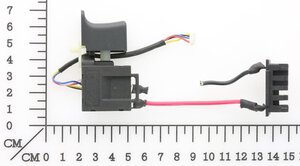 Switch assembly with contacts