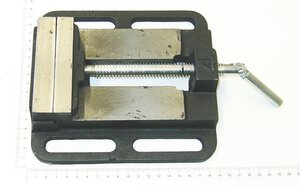 4'' vice