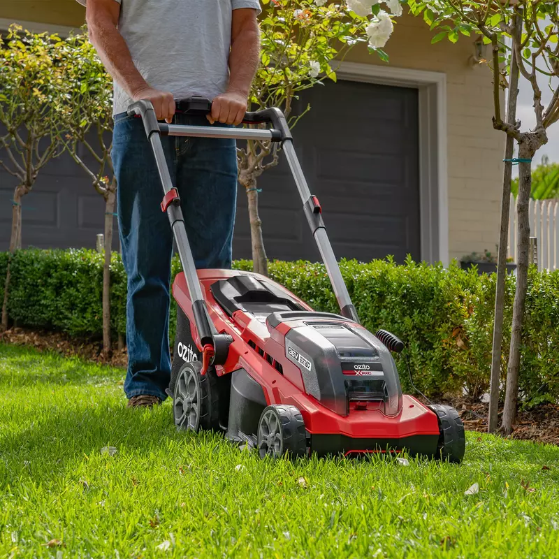 Ozito lawn mower 18v sale