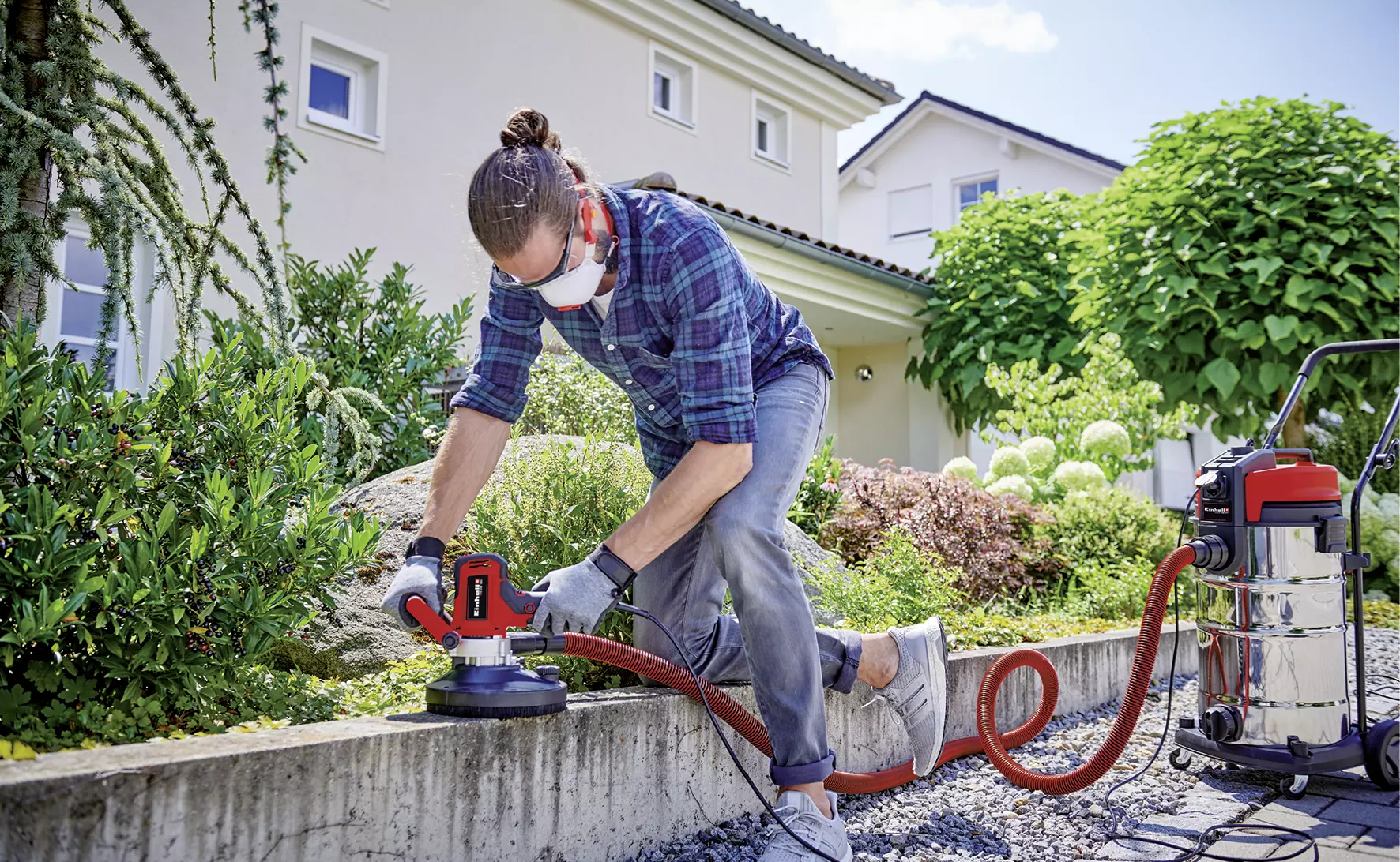 kwb-by-einhell-sanding-paper-discs-49726855-example_usage-201