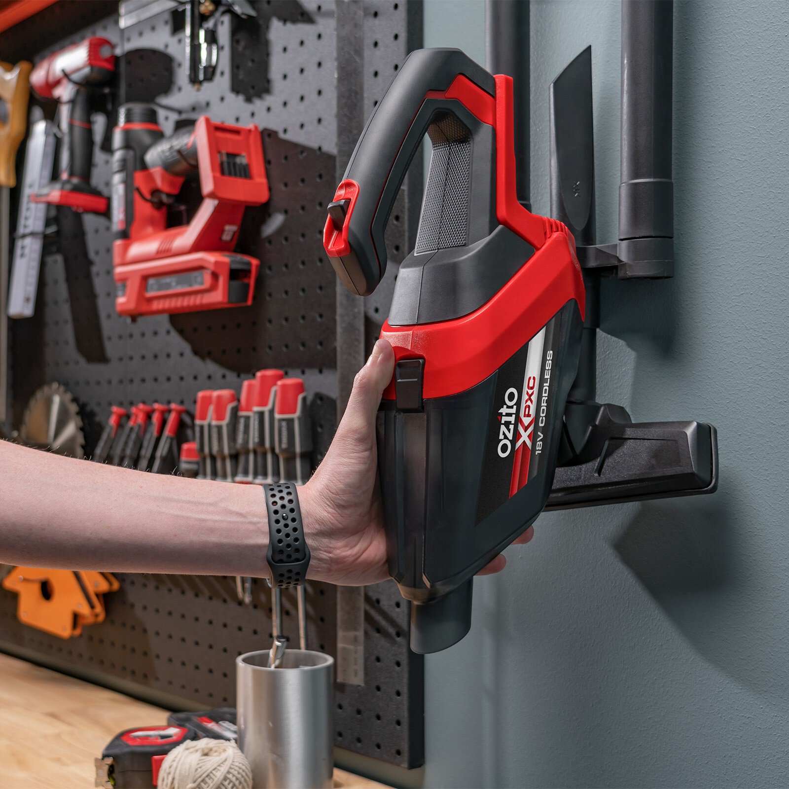 PXHVS218 Cordless Vacuum Cleaner