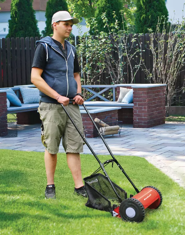 einhell-classic-hand-lawn-mower-3414112-example_usage-001