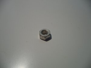 Sechskantmutter M6 