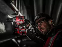 einhell-professional-cordless-impact-wrench-4510055-example_usage-001