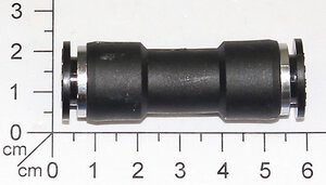 connecting pipe