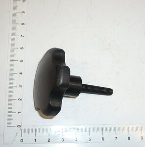 screw M6x30