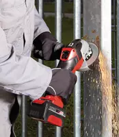 einhell-classic-cordless-angle-grinder-4431130-example_usage-001