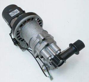Pumpe mit Motor