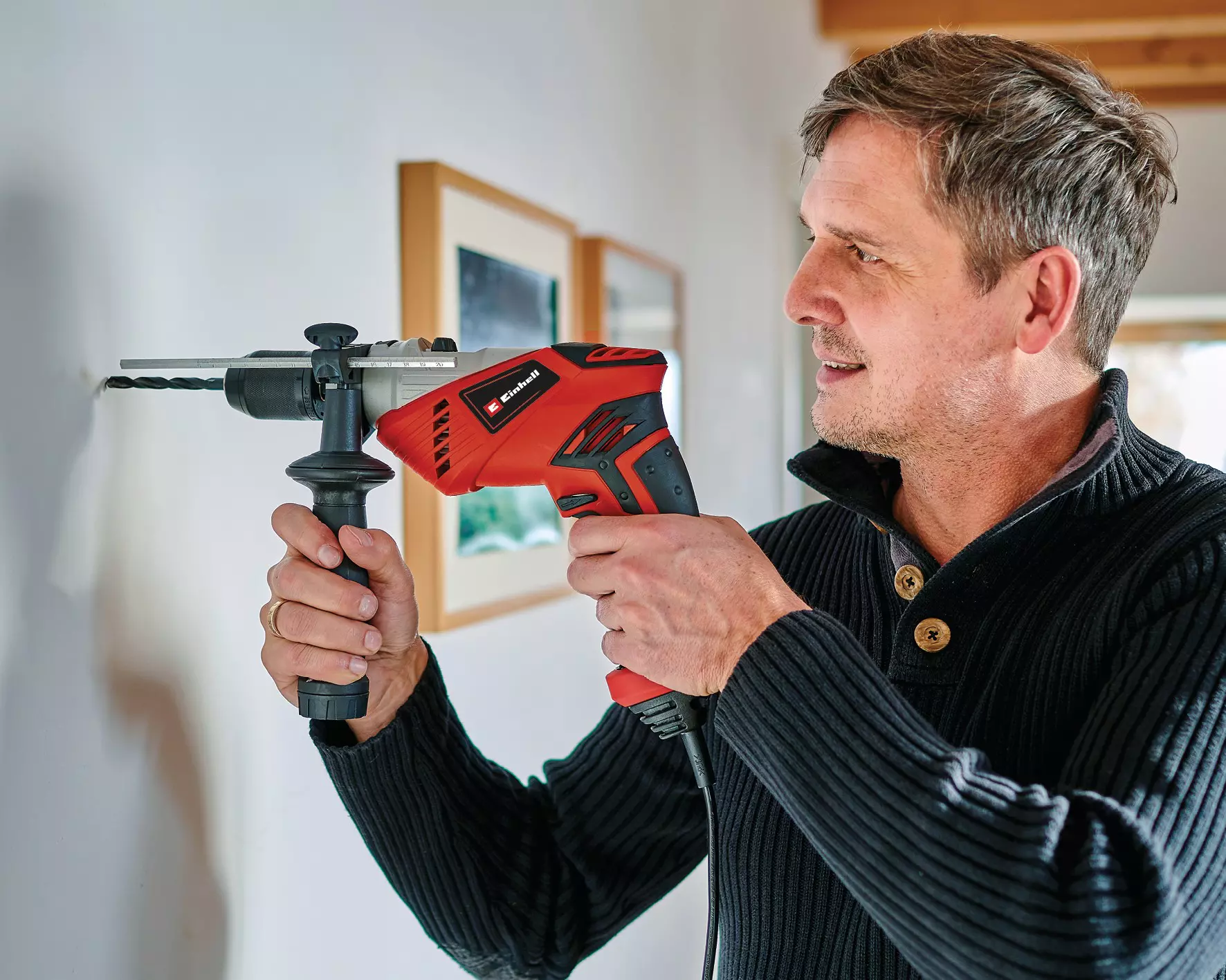 einhell-expert-hammer-drill-4259735-example_usage-001