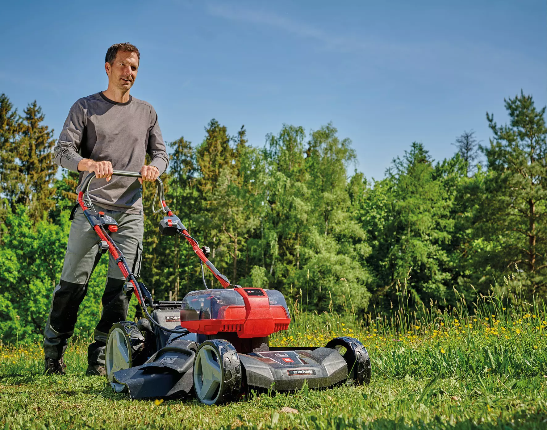 einhell-professional-cordless-lawn-mower-3413300-example_usage-001